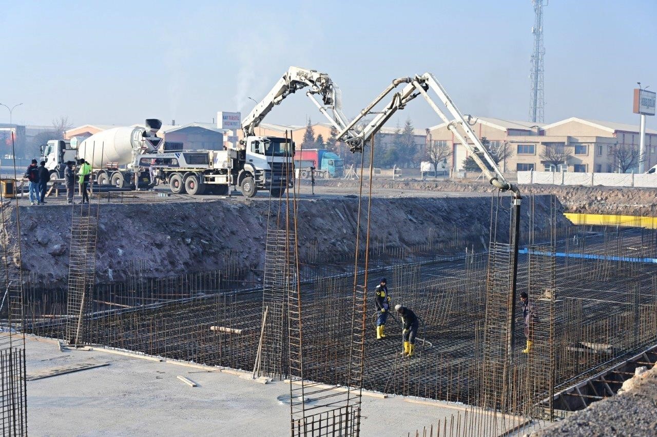 Kayseri OSB’de yeni iş merkezinin temeli atılmaya başlandı
