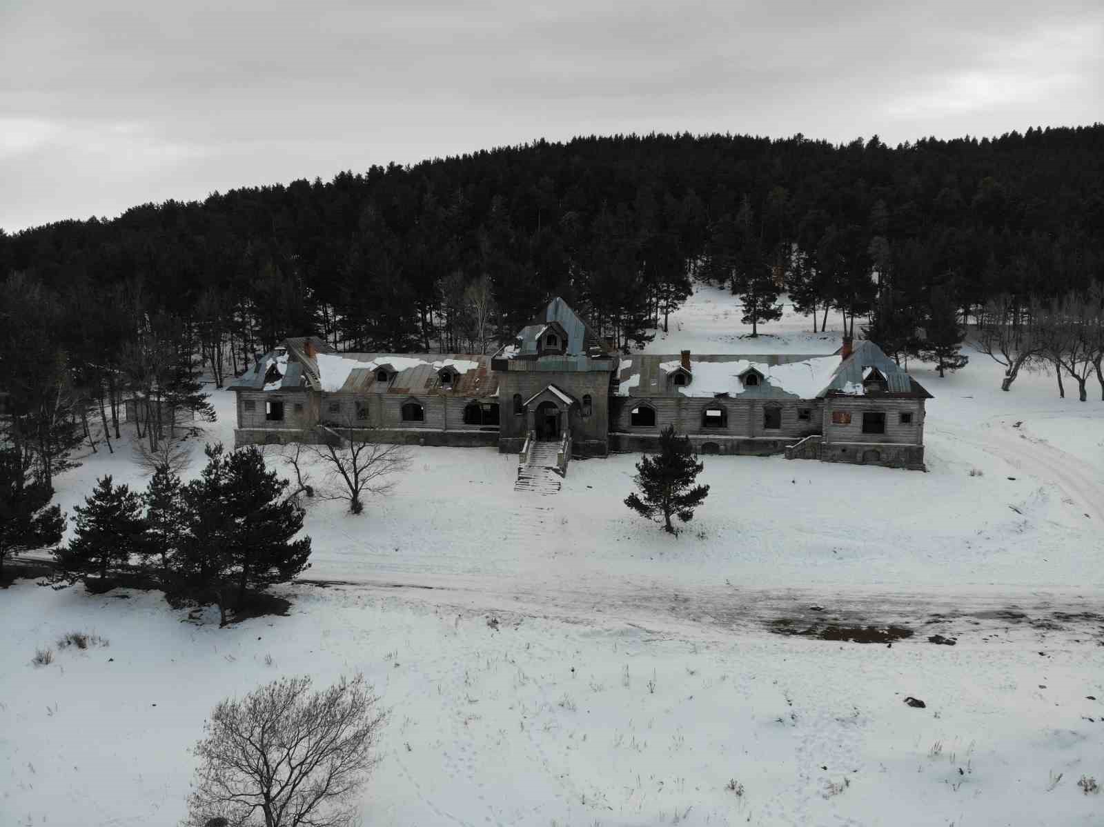 Sarıkamış’taki Rus Çarı Nikola’ya ait köşk turizme kazandırılmayı bekliyor
