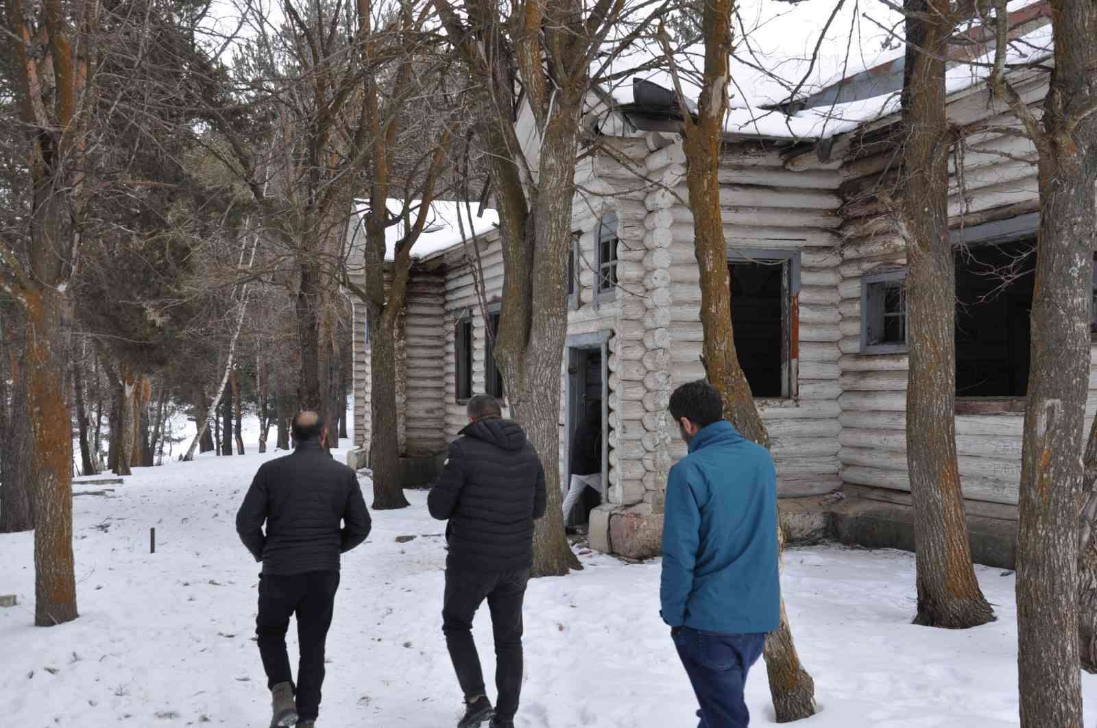 Sarıkamış’taki Rus Çarı Nikola’ya ait köşk turizme kazandırılmayı bekliyor
