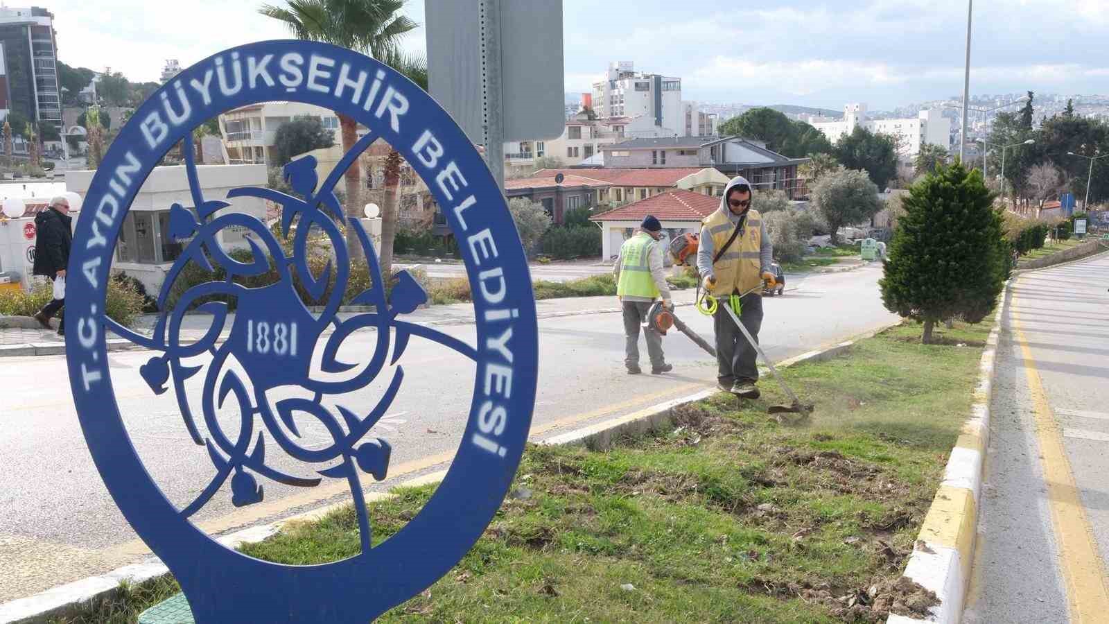 Büyükşehir, Kuşadası’nda çalışmalarını sürdürüyor
