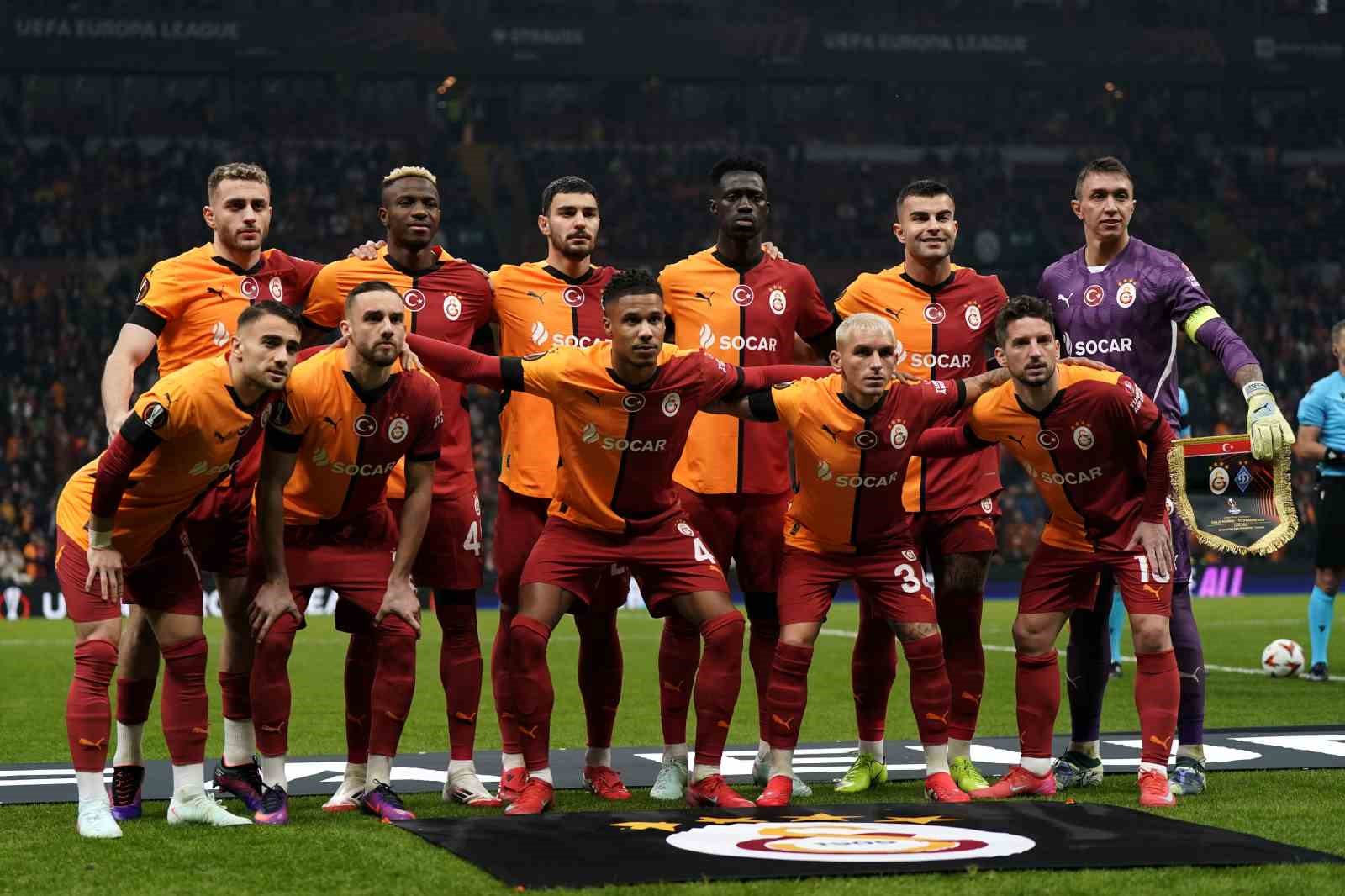 UEFA Avrupa Ligi: Galatasaray: 1 - Dinamo Kiev: 0 (Maç devam ediyor)
