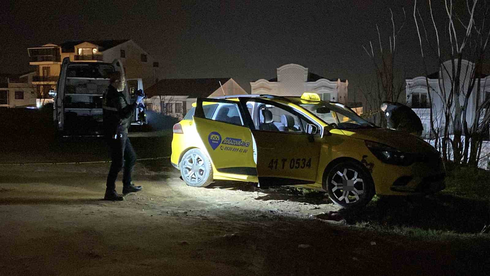 Taksici yol kenarında boğazı kesilmiş halde bulundu
