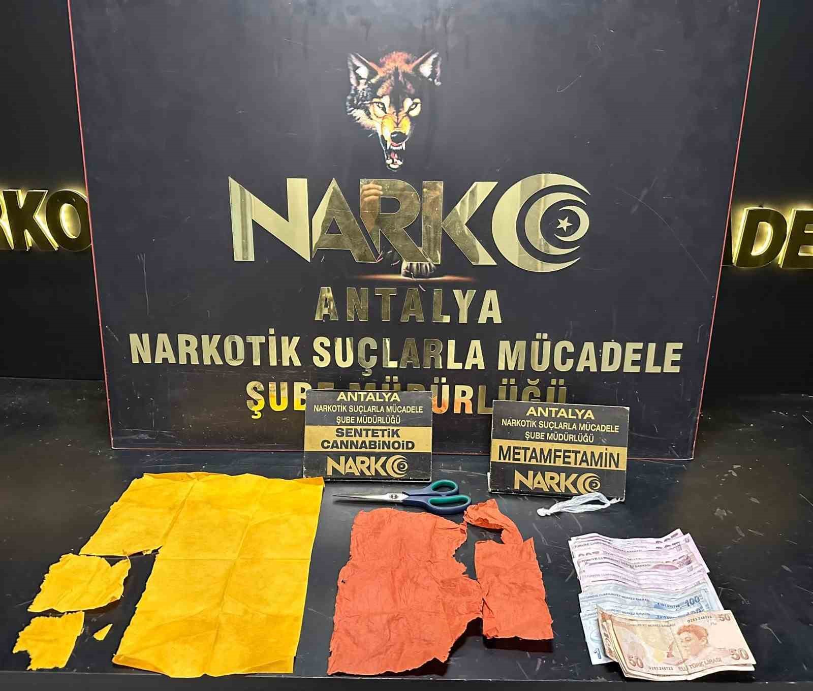 Antalya’da son 1 haftada 11 kilogram skunk ele geçirildi
