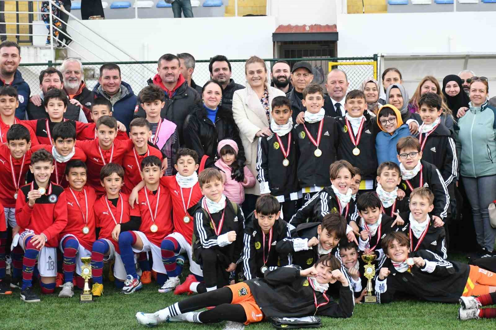 U11 Manisa Cup şampiyonu Turgutlu’dan
