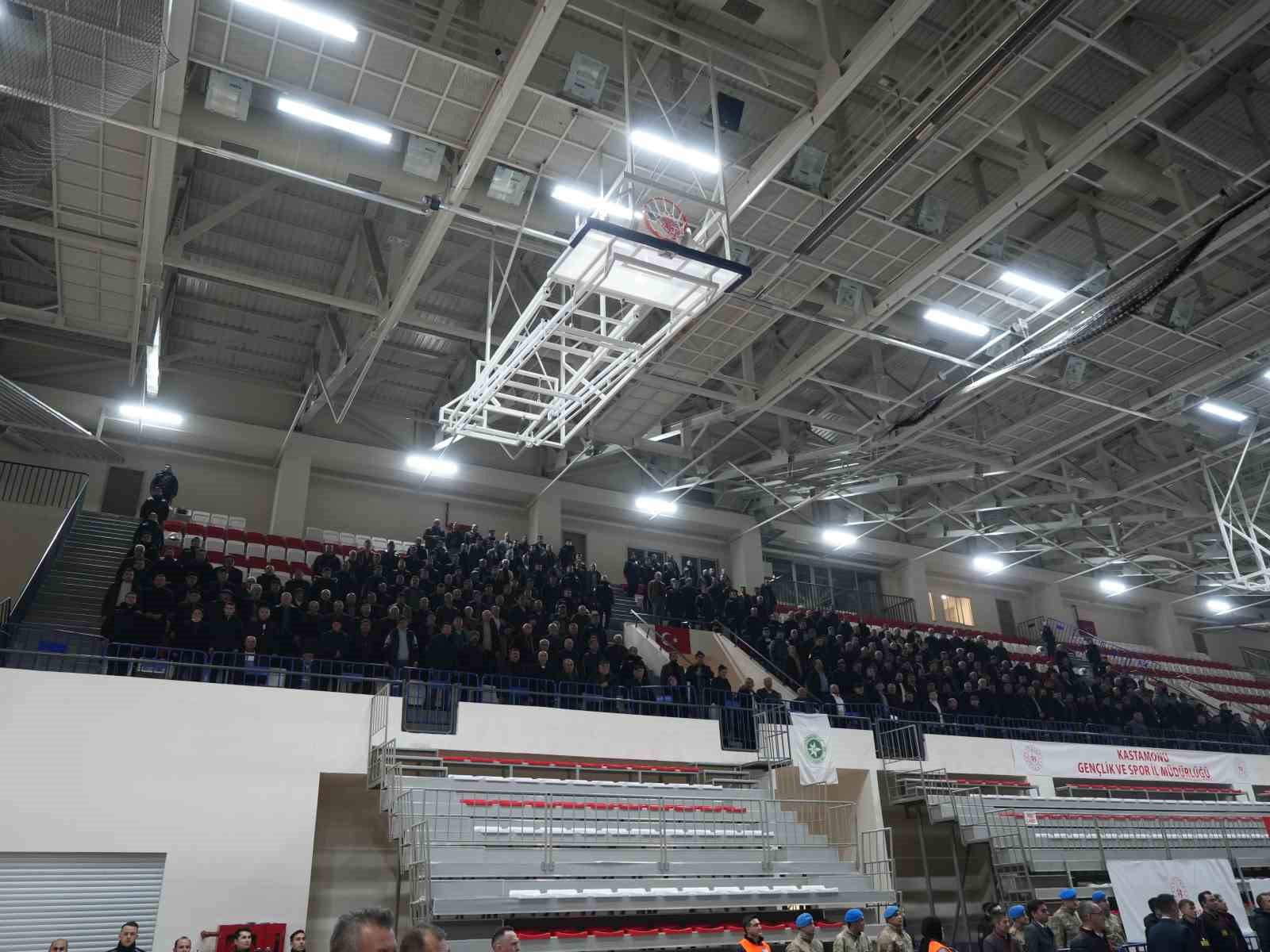 18 bin üyesi bulunan kooperatifin kongresinde oy kullanımına başlandı
