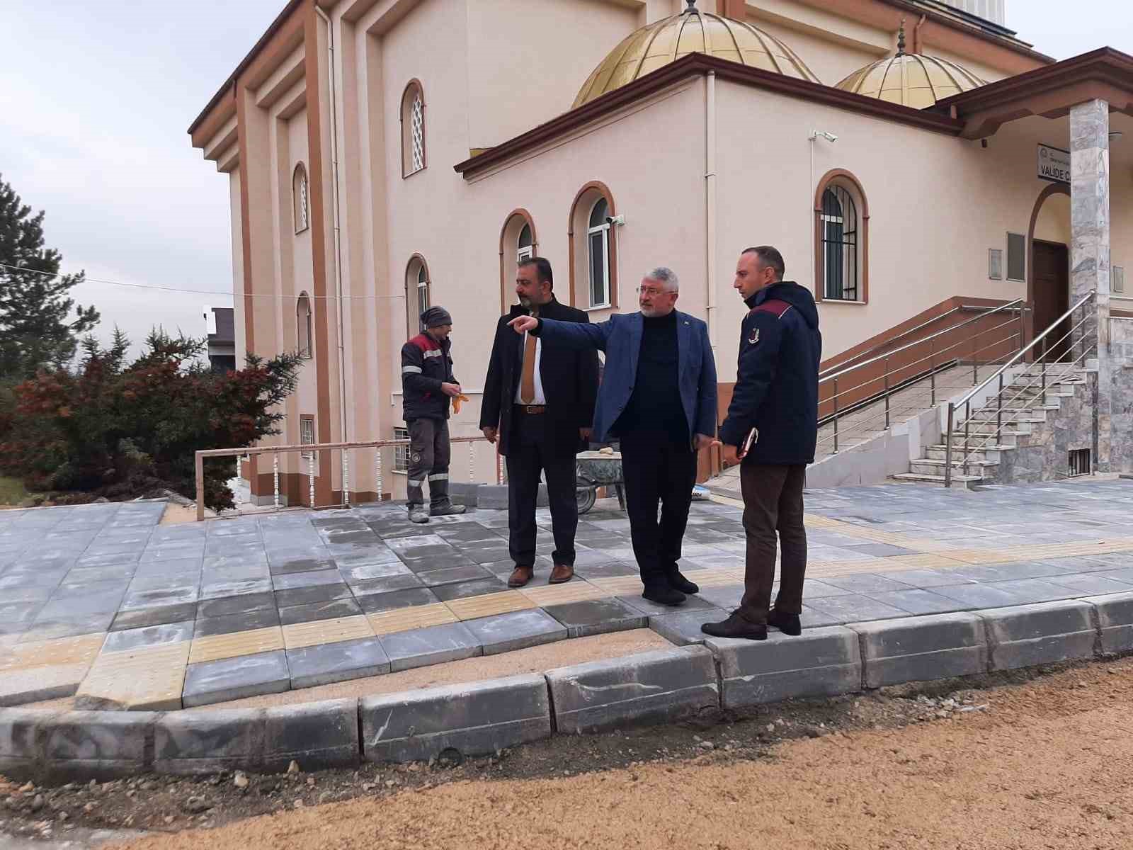 Çorum Belediyesi’nden Binevler’de hummalı çalışma
