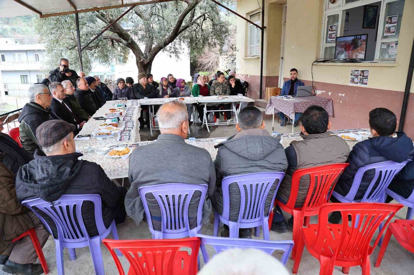 Muğla Orman Bölge Müdürü Ülküdür, Karacasu’daki bilgilendirme toplantısına katıldı
