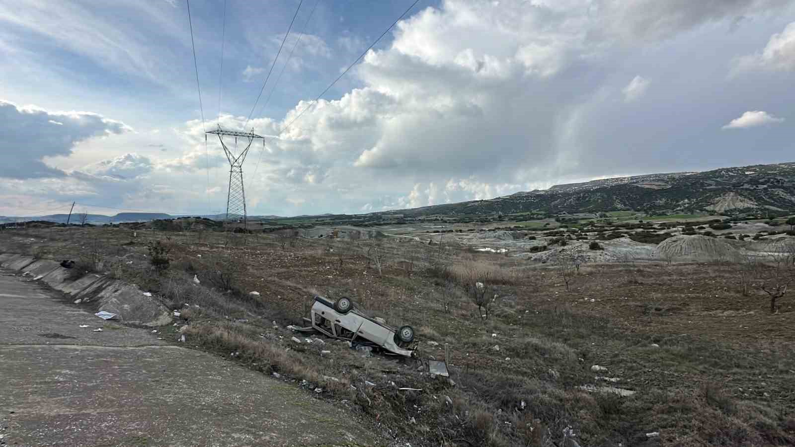 Uşak’ta otomobil takla attı: 1 ağır yaralı
