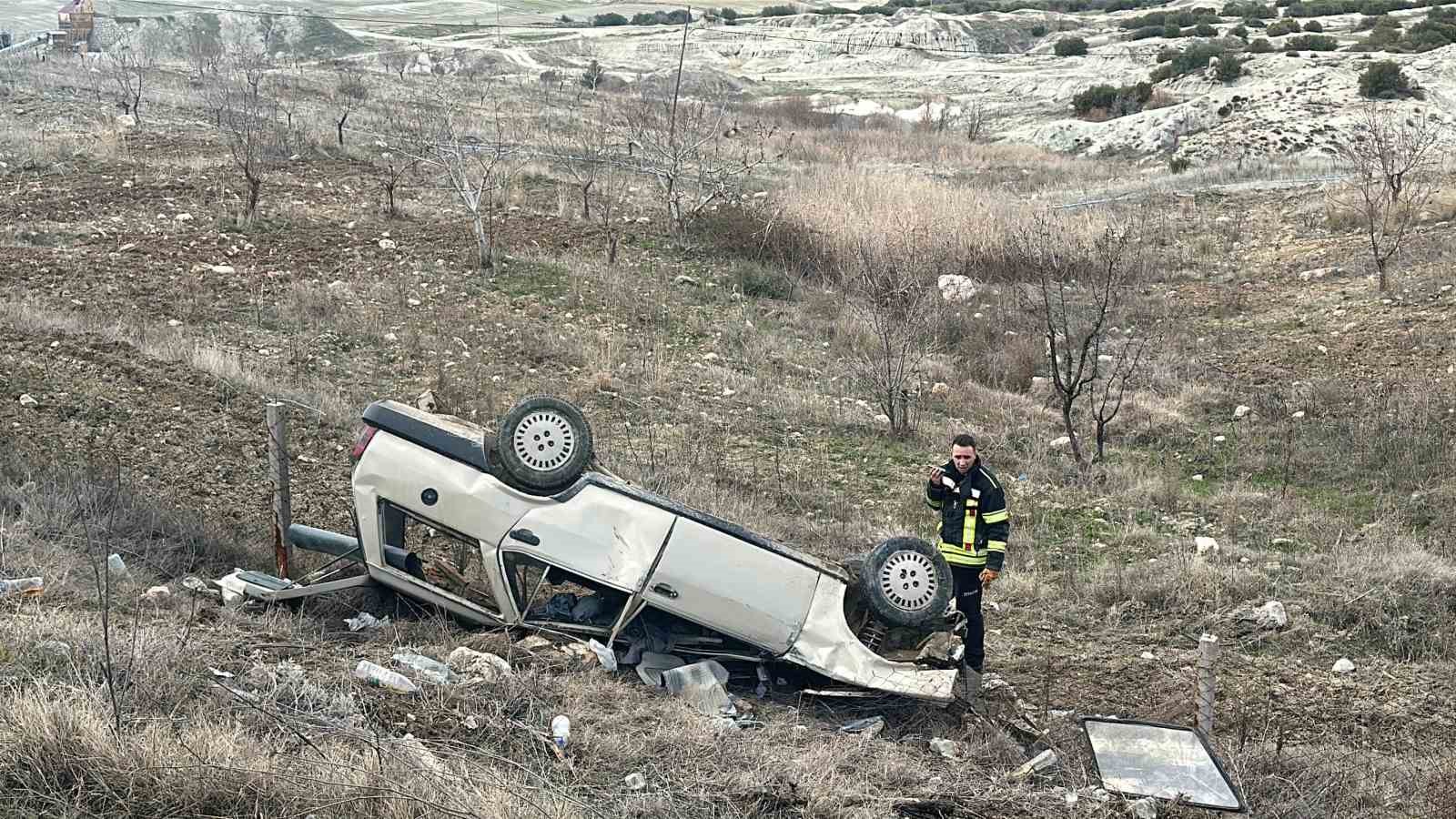 Uşak’ta otomobil takla attı: 1 ağır yaralı
