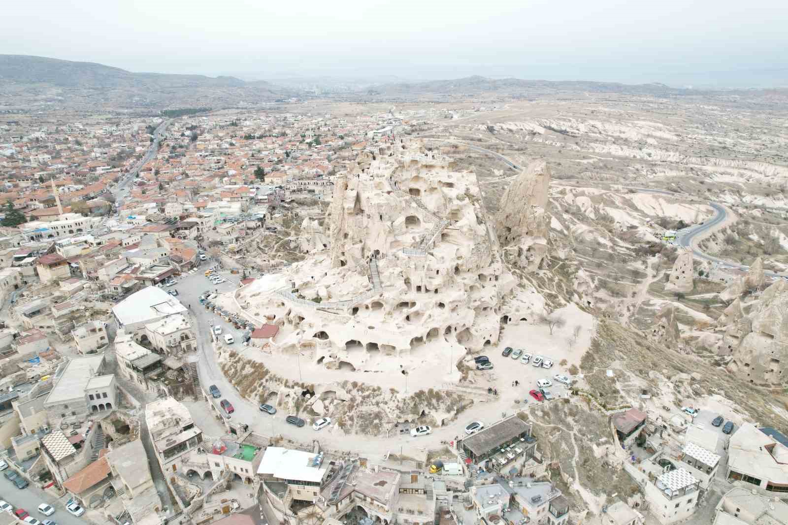 Uçhisar Kalesi’nin ziyaretçi sayısı yarım milyona yaklaştı
