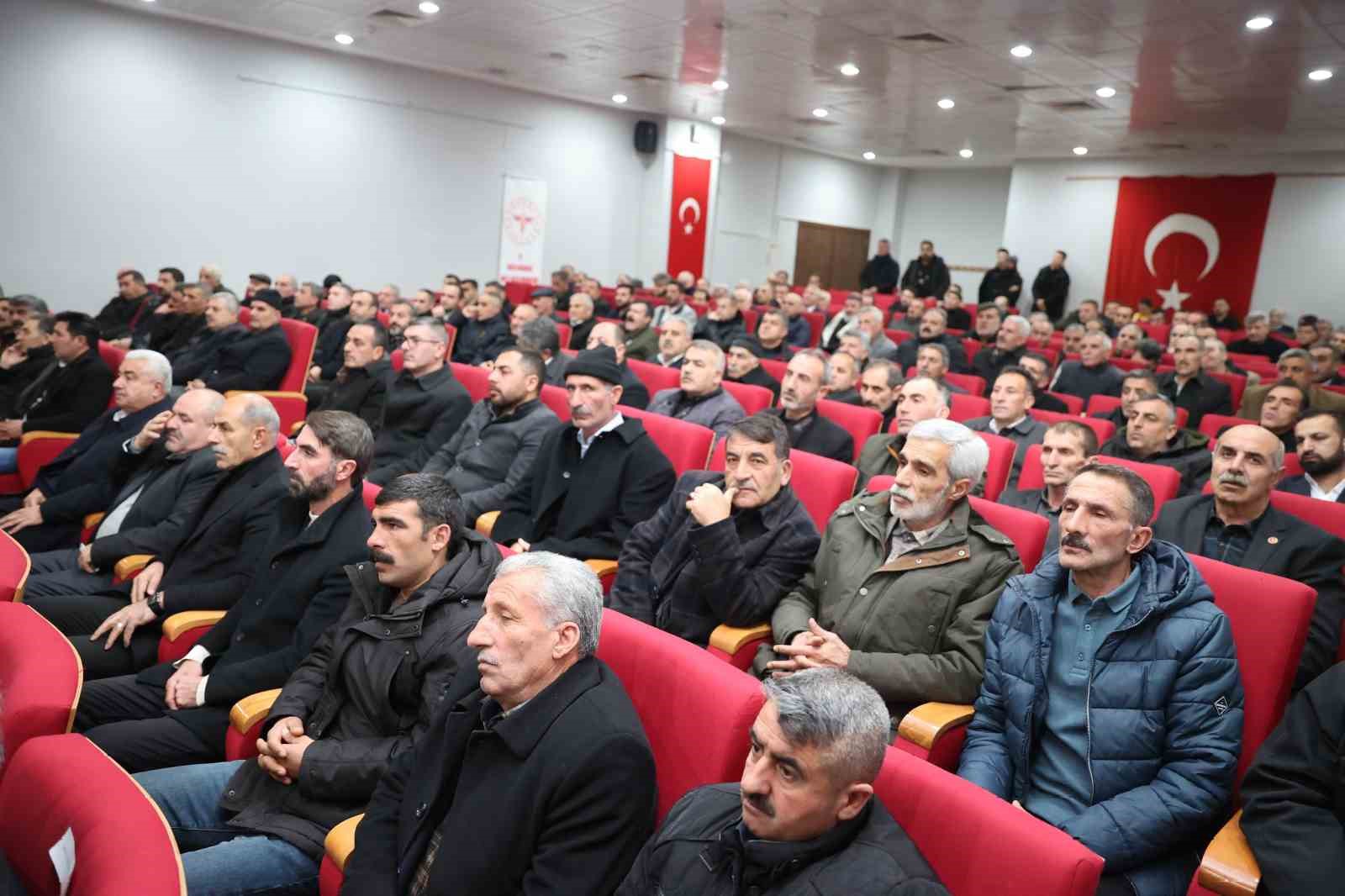 Muş’ta muhtarlara yönelik bağımlılıkla mücadele semineri
