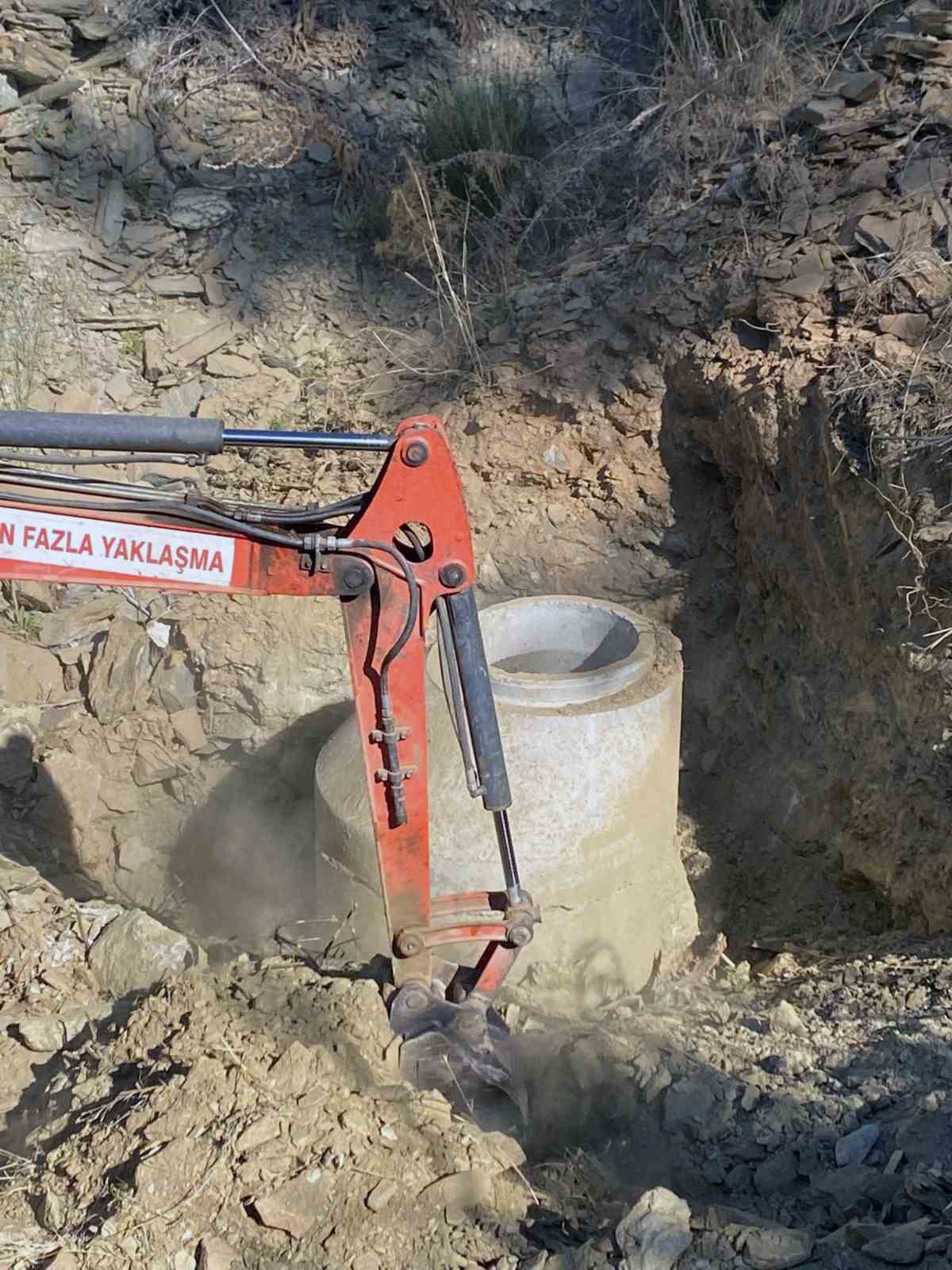 Milas Yusufca mahallesinin su hatları yenilendi
