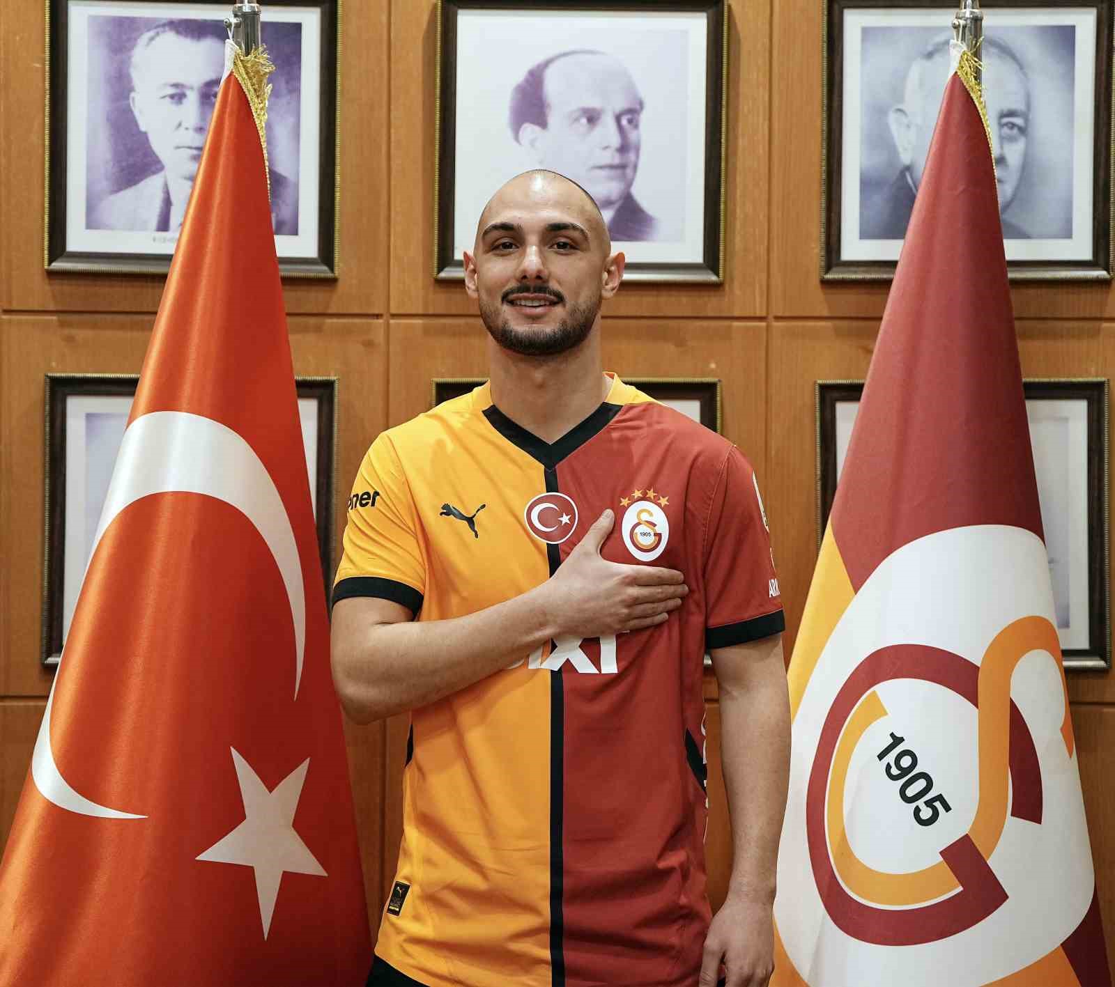 Galatasaray, Ahmed Kutucu’yu transfer etti
