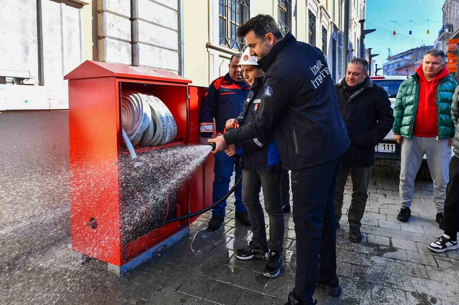 İzmir Büyükşehir’den yangın güvenliğine sıkı denetim
