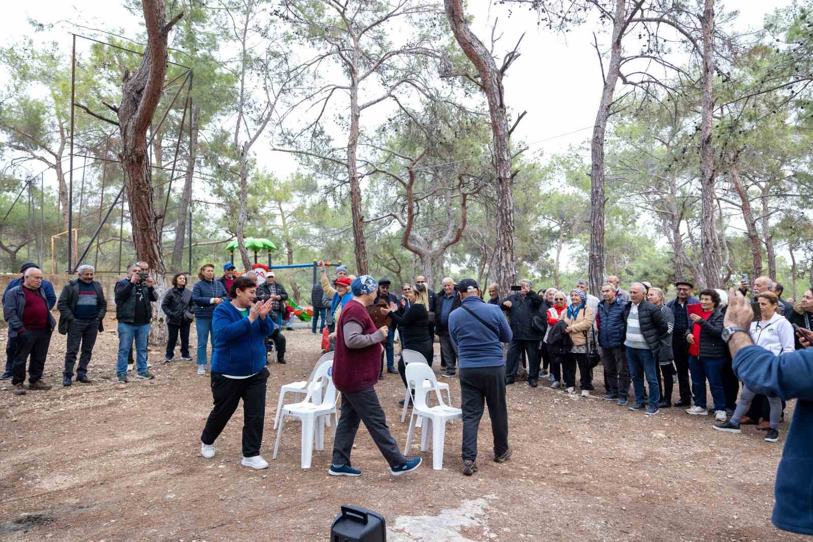 Emekli evi üyeleri, tabiat parkında buluştu
