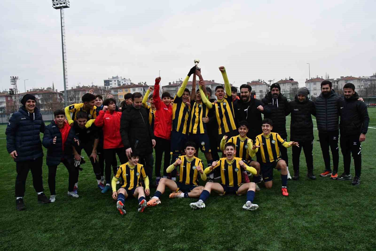 Kayseri U16 Liginde şampiyonlar belli oldu
