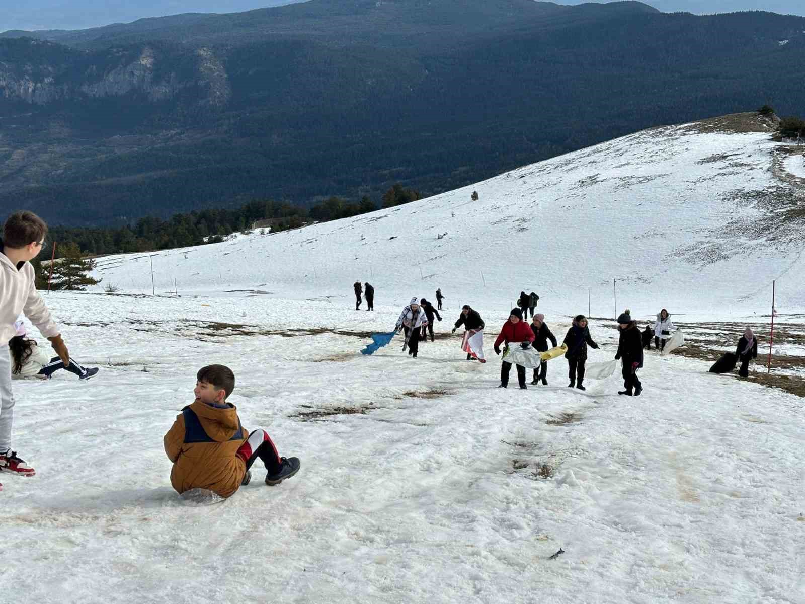 Karabük Belediyesinin ücretsiz Keltepe gezisi sürüyor
