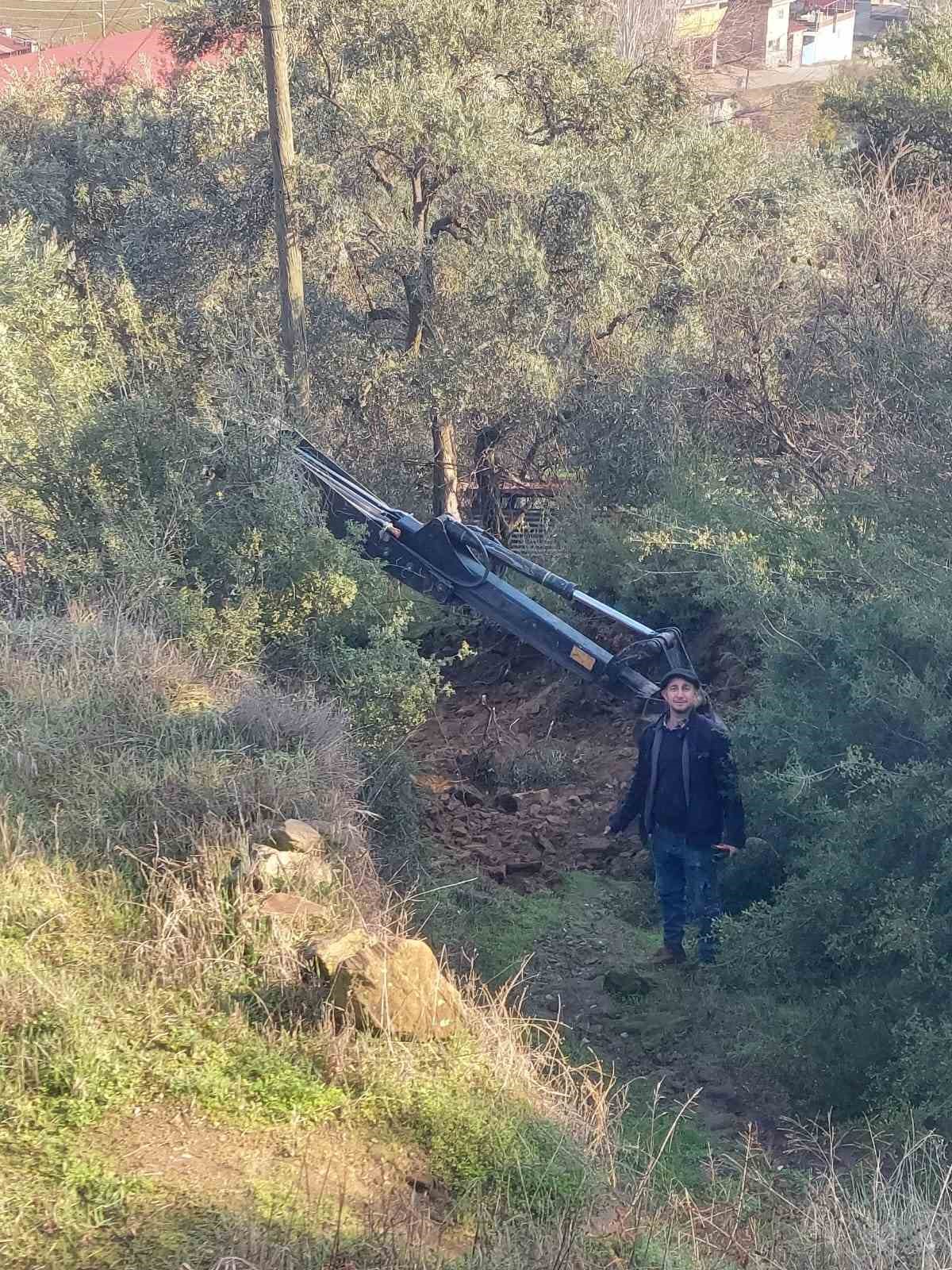 Başkan Özel, vatandaşların taleplerini yerine getirmeye devam ediyor
