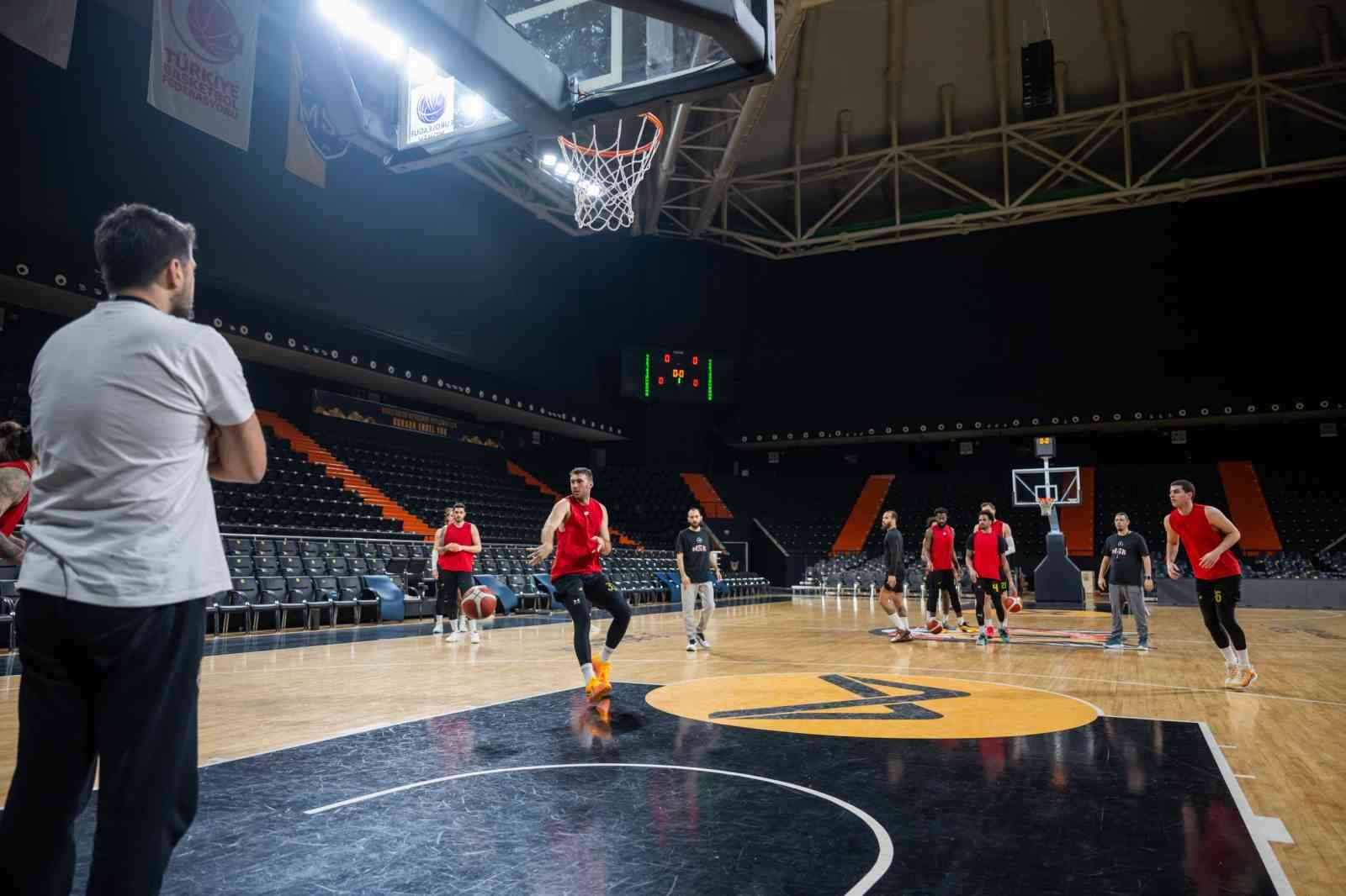 Mersin Spor Kulübü, ikinci yarıya galibiyetle başlamak istiyor
