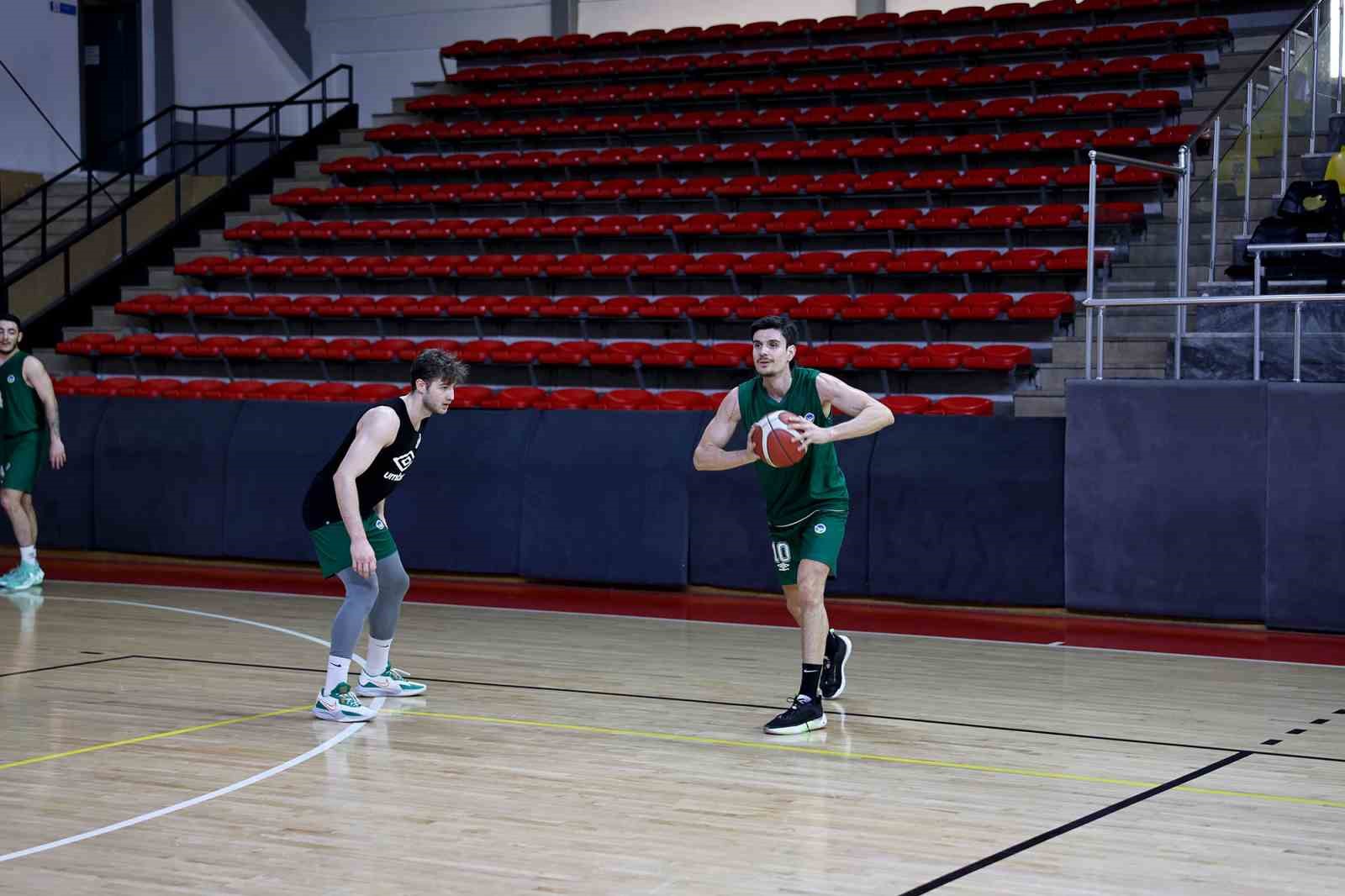 Sakarya Büyükşehir Basketbol takımı, Konya Gelişim’i konuk ediyor
