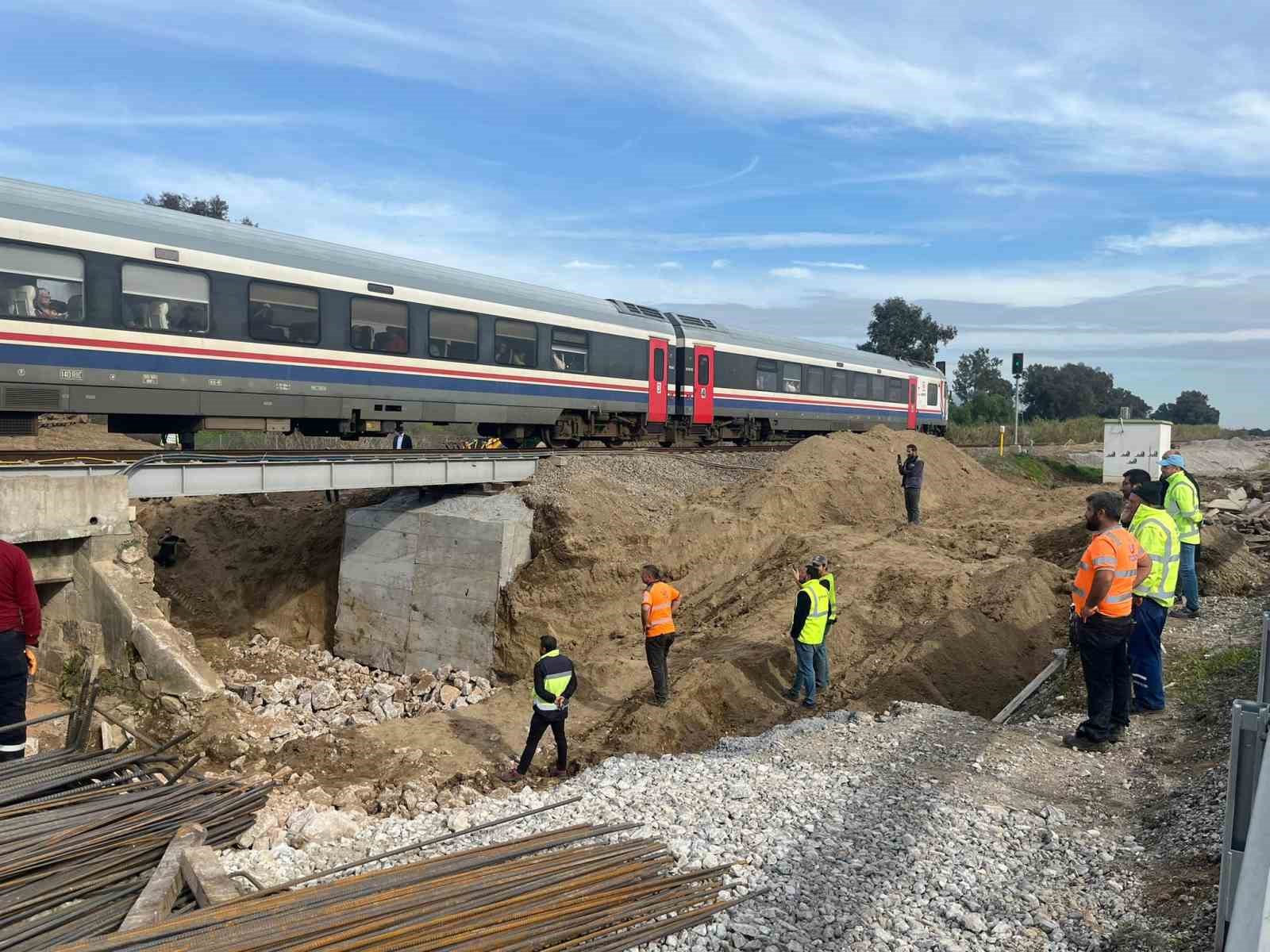 Menfez çalışması nedeniyle durdurulan tren seferleri başladı
