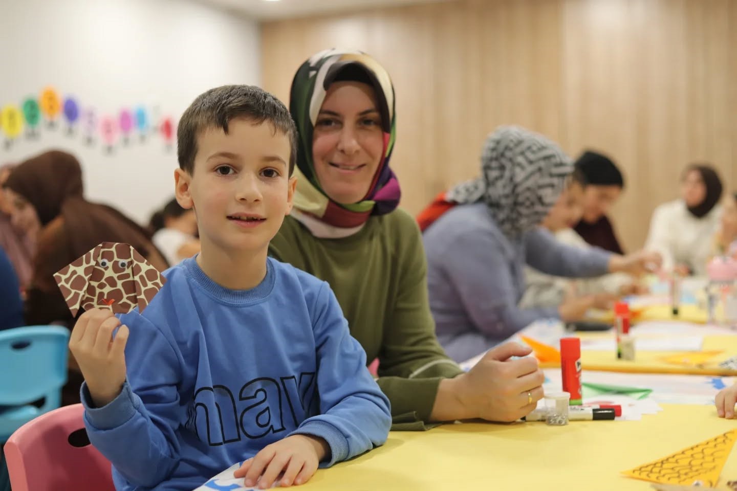 Gebzeli anne ve çocuklar origami atölyesine katıldı
