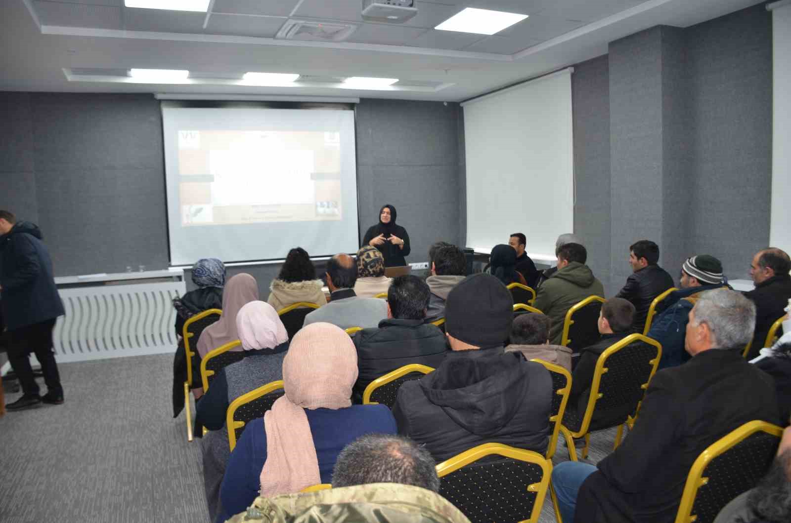 Bulanık’ta “Kaz Projesi Bilgilendirme Toplantısı” yapıldı
