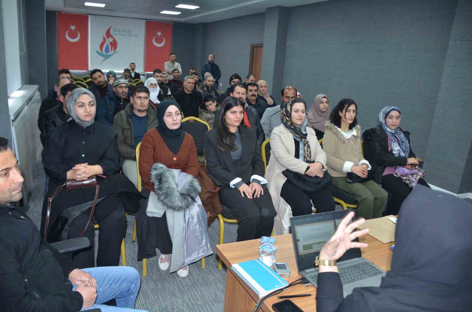 Bulanık’ta “Kaz Projesi Bilgilendirme Toplantısı” yapıldı
