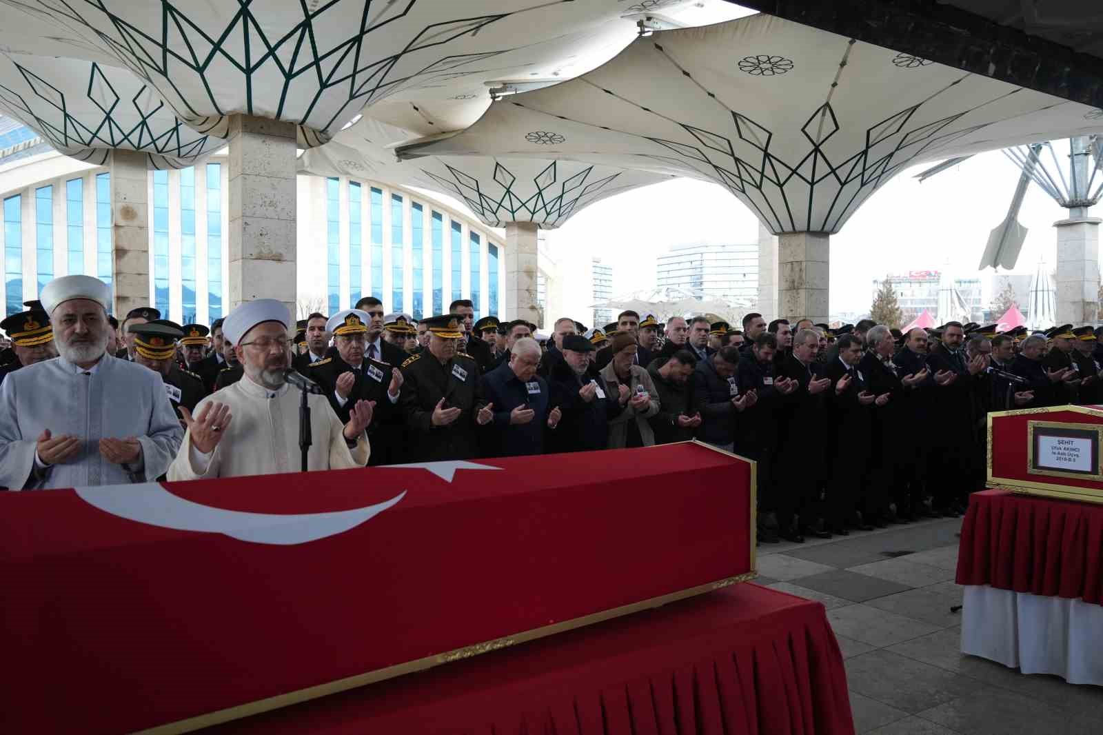 Şehit Astsubay Ufuk Akıncı son yolculuğuna uğurlandı
