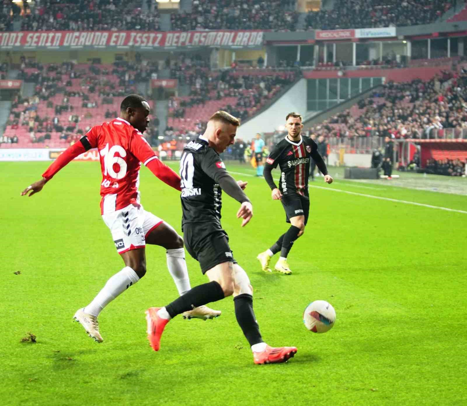 Trendyol Süper Lig: Samsunspor: 0 - Gaziantep FK: 0 (Maç devam ediyor)
