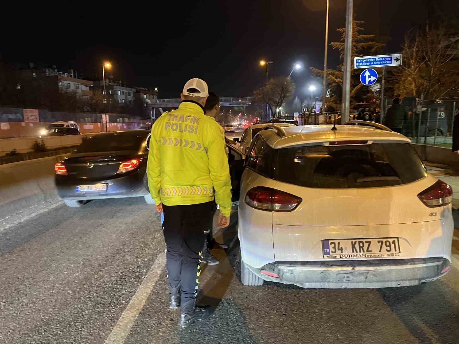 İstanbul Emniyet Müdürü Yıldız, Bahçelievler’de asayiş uygulamasını yerinde denetledi
