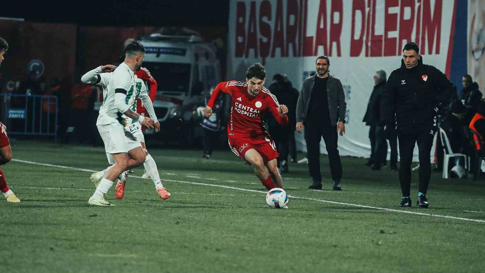 Trendyol 1. Lig: Ümraniyespor: 1 - Şanlıurfaspor: 0
