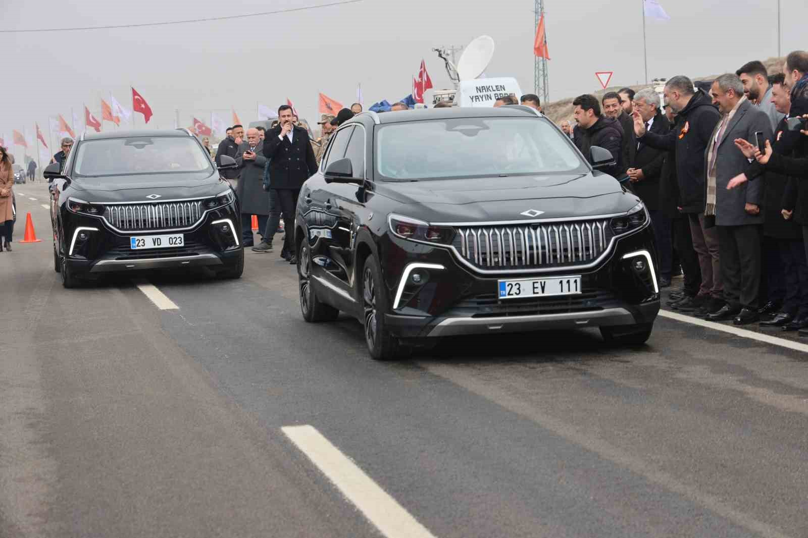 Açılışı yapılan yolda ilk tur Togg’la test edildi
