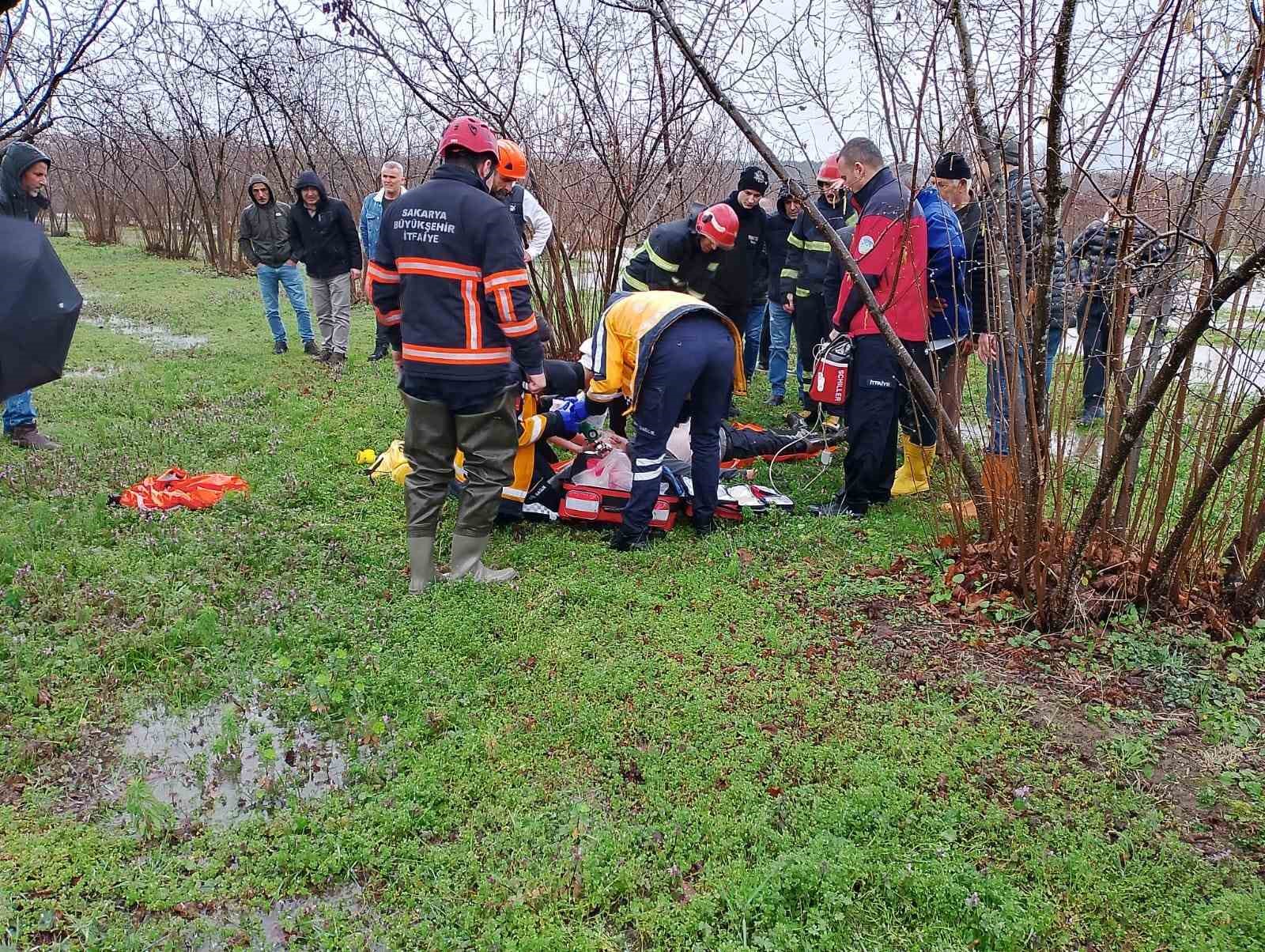 Sakarya’da acı olay: Tıkanan rögarı açmak isterken canından oldu
