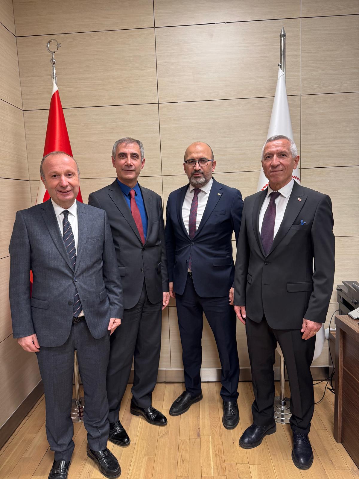 Türkiye Atletizm Federasyonu’ndan Spor Hizmetleri Genel Müdür Yardımcısına Hakan BEBEK'e  Ziyaret